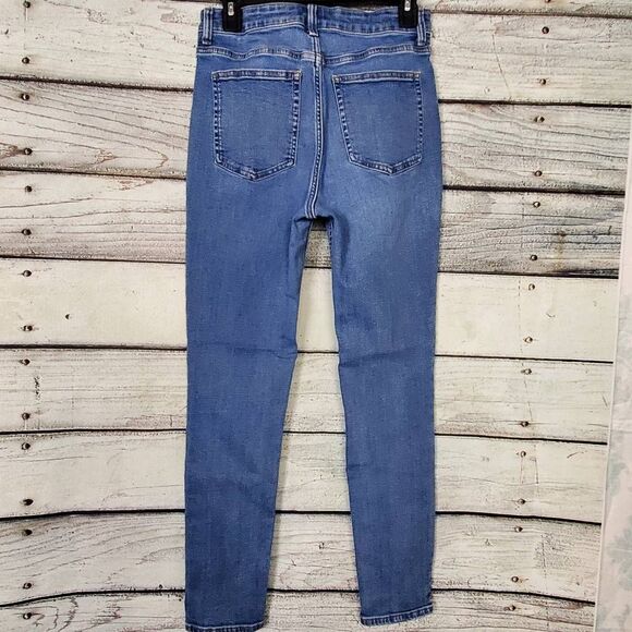 H&M Women’s Skinny Jeans Size 8 Blue High Rise Stretch Denim - Picture 2 of 7